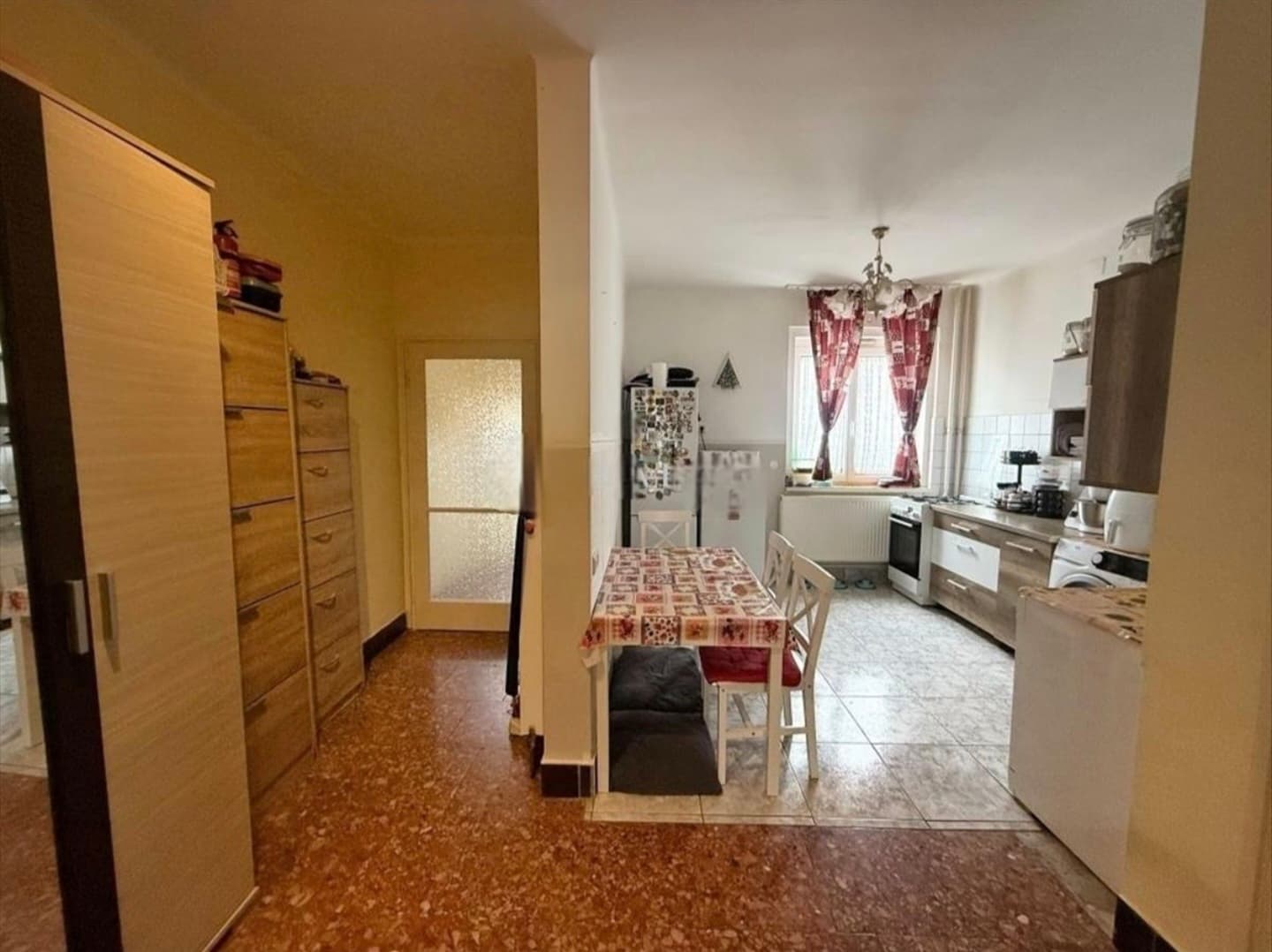 Casă în Székesfehérvár, Ungaria – Anunț BixBuz (105)