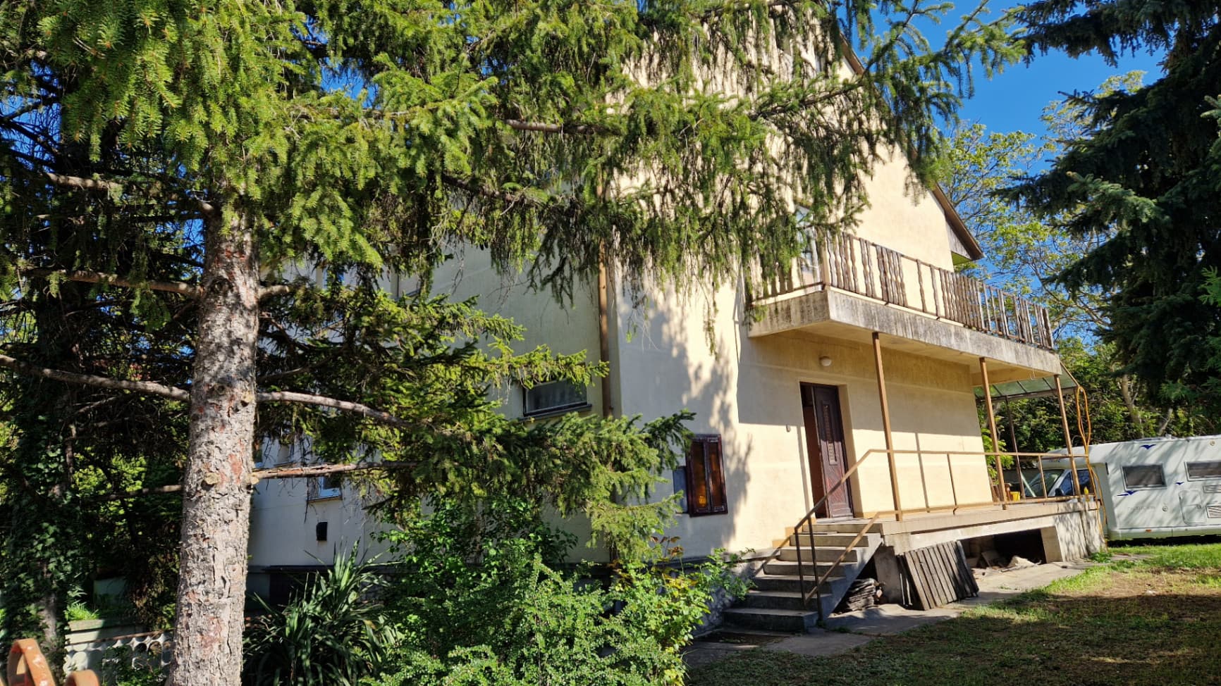 Casă în Székesfehérvár, Ungaria – Anunț BixBuz (108)
