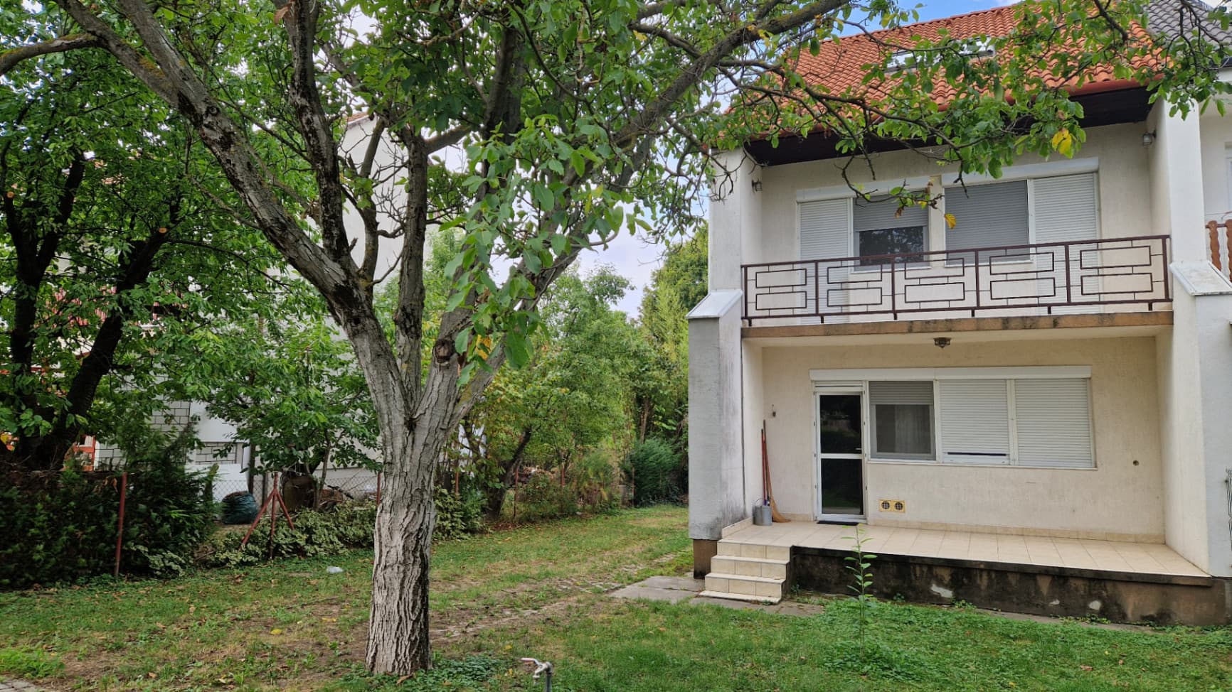 Casă în Székesfehérvár, Ungaria – Anunț BixBuz (99)